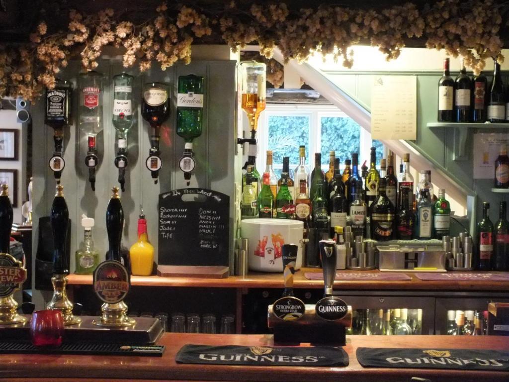The White Horse Inn Canterbury Exteriör bild